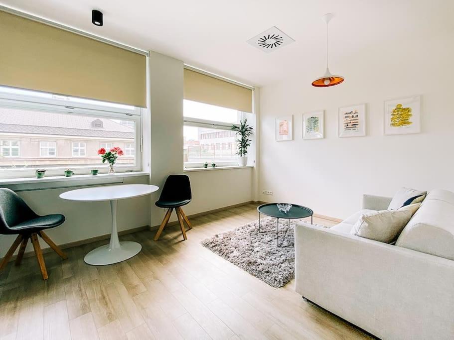 New Studio In Quiet Part Of The City Center Братислава Экстерьер фото